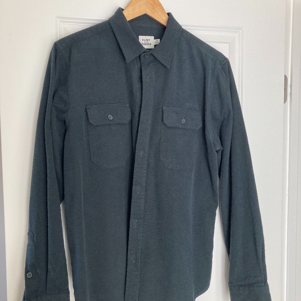 Flint and Tinder Chamois Overshirt - Size M